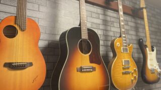 エレキギターを弾くならこれから揃えよう！必要アイテムTOP３！！