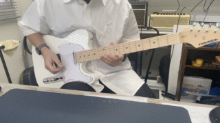 ついに出た！ギタープレゼント企画、初の進呈者が決まりました！